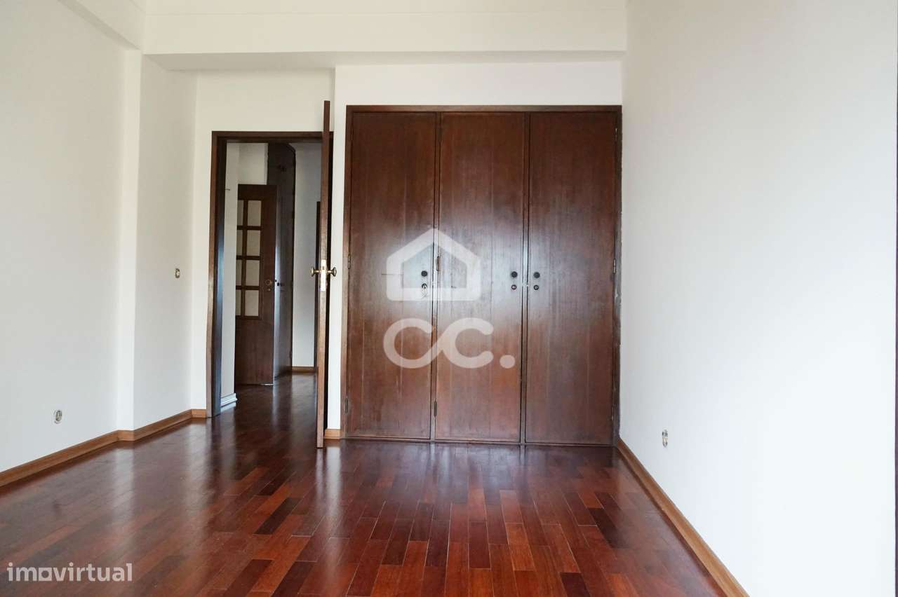 Apartamento T2 , 2º Andar, Bairro Catroga e Gaio, Abrantes-6