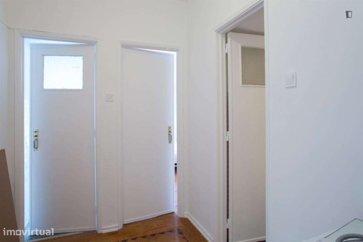 Apartamento com 1 quartos - localizado em Benfica Lisbon - Grande imagem: 4/6