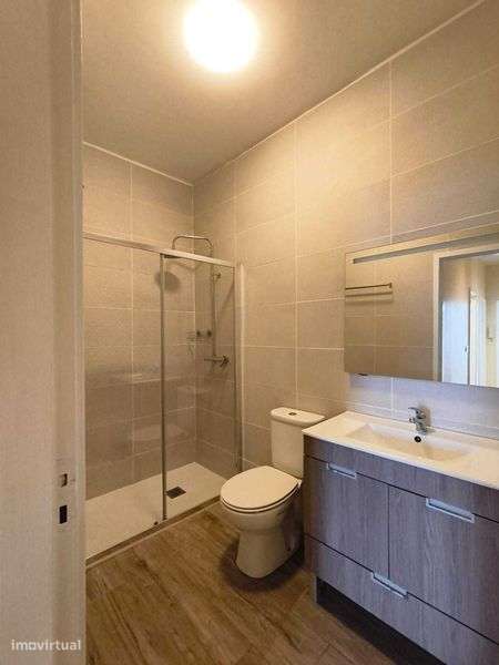 Apartamento T3+1 Renovado perto Polo Universitário Porto VCI e metro - Grande imagem: 5/12