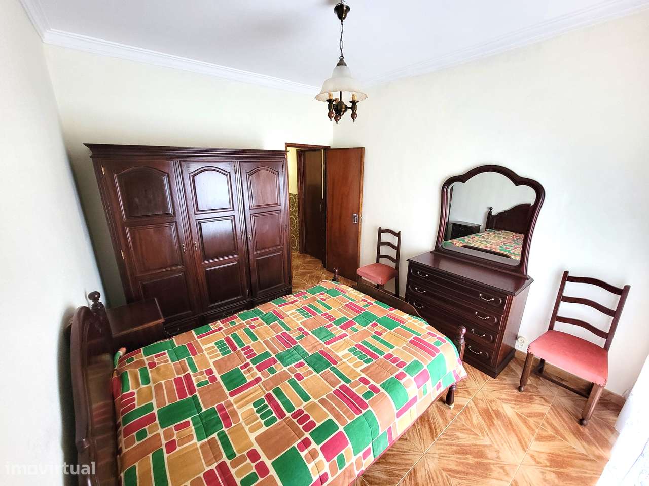 Apartamento T3 - Central e excelente exposição solar - Grande imagem: 4/17