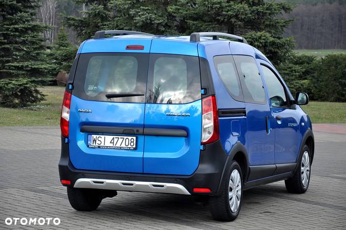 Dacia Dokker TCe 115 Stepway Celebration - 10