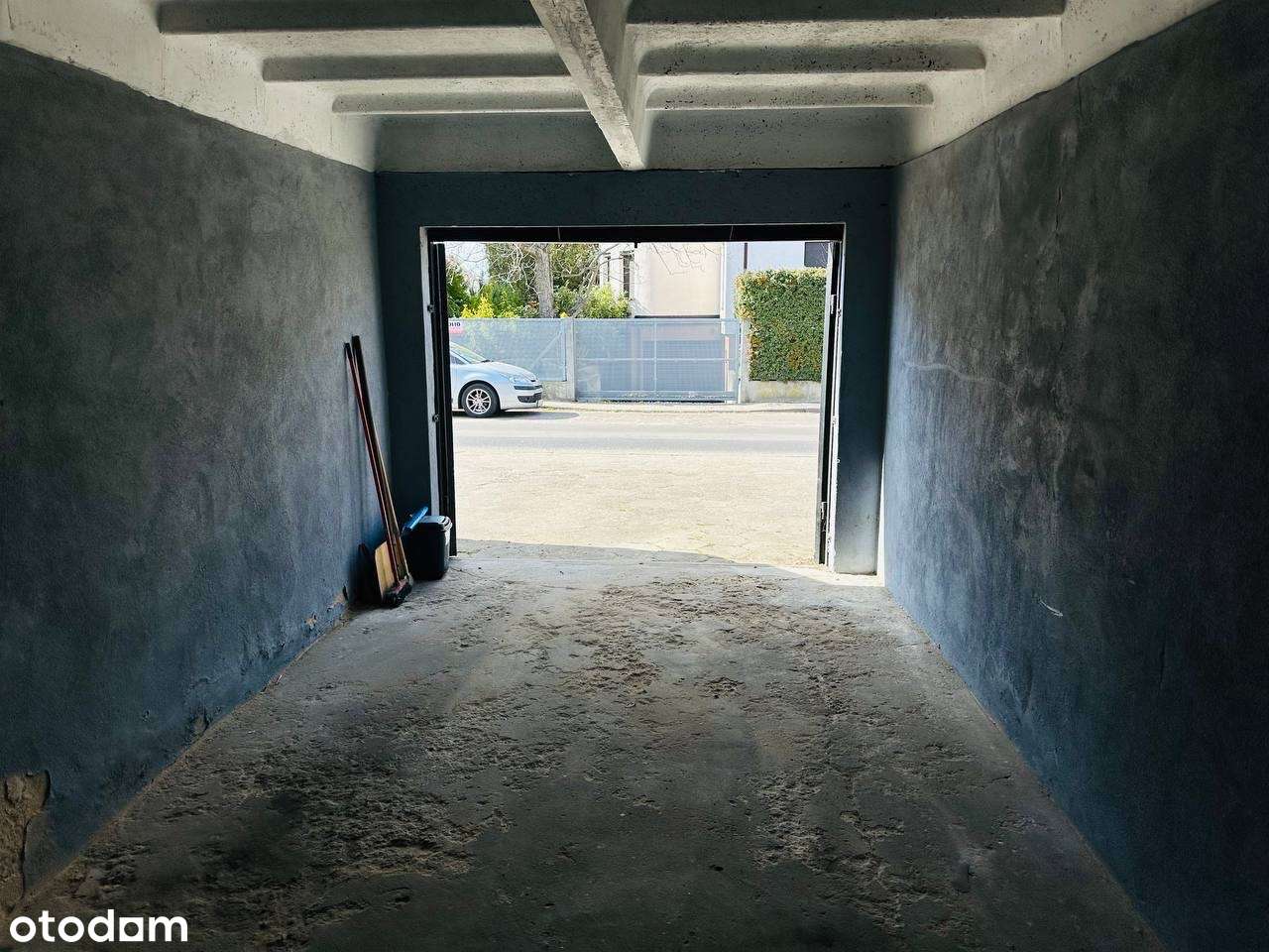 Garaż murowany na sprzedaż Jeżyce - Pełny obrazek: 3/5