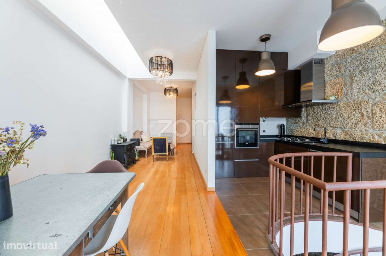 Apartamento T2+ 1 Duplex com Logradouro, Braga - Grande imagem: 1/42