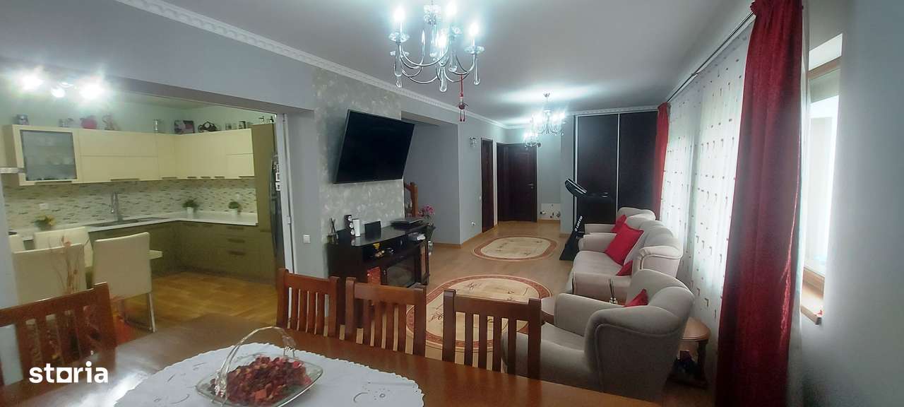 Titan-Industriilor, P+1 si anexe, utilitate mixta,comision 0%.-6