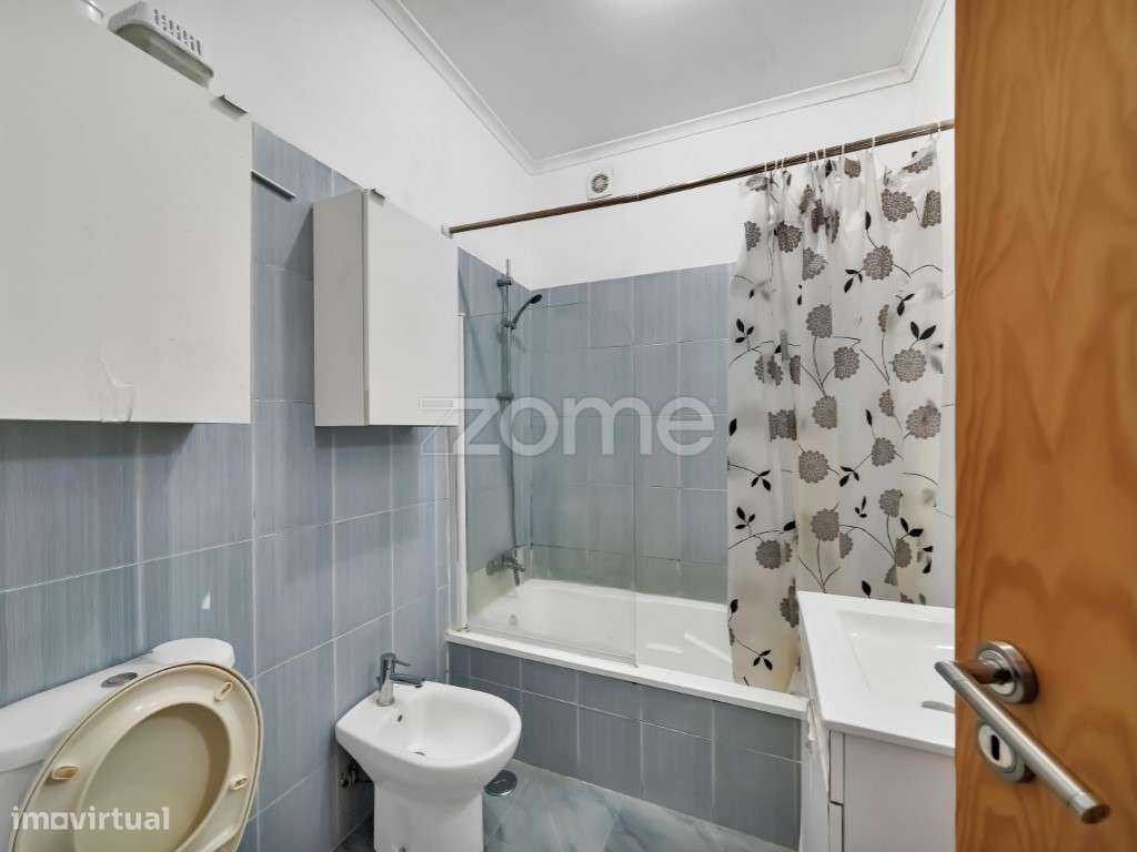 Apartamento T4 Intendente-16