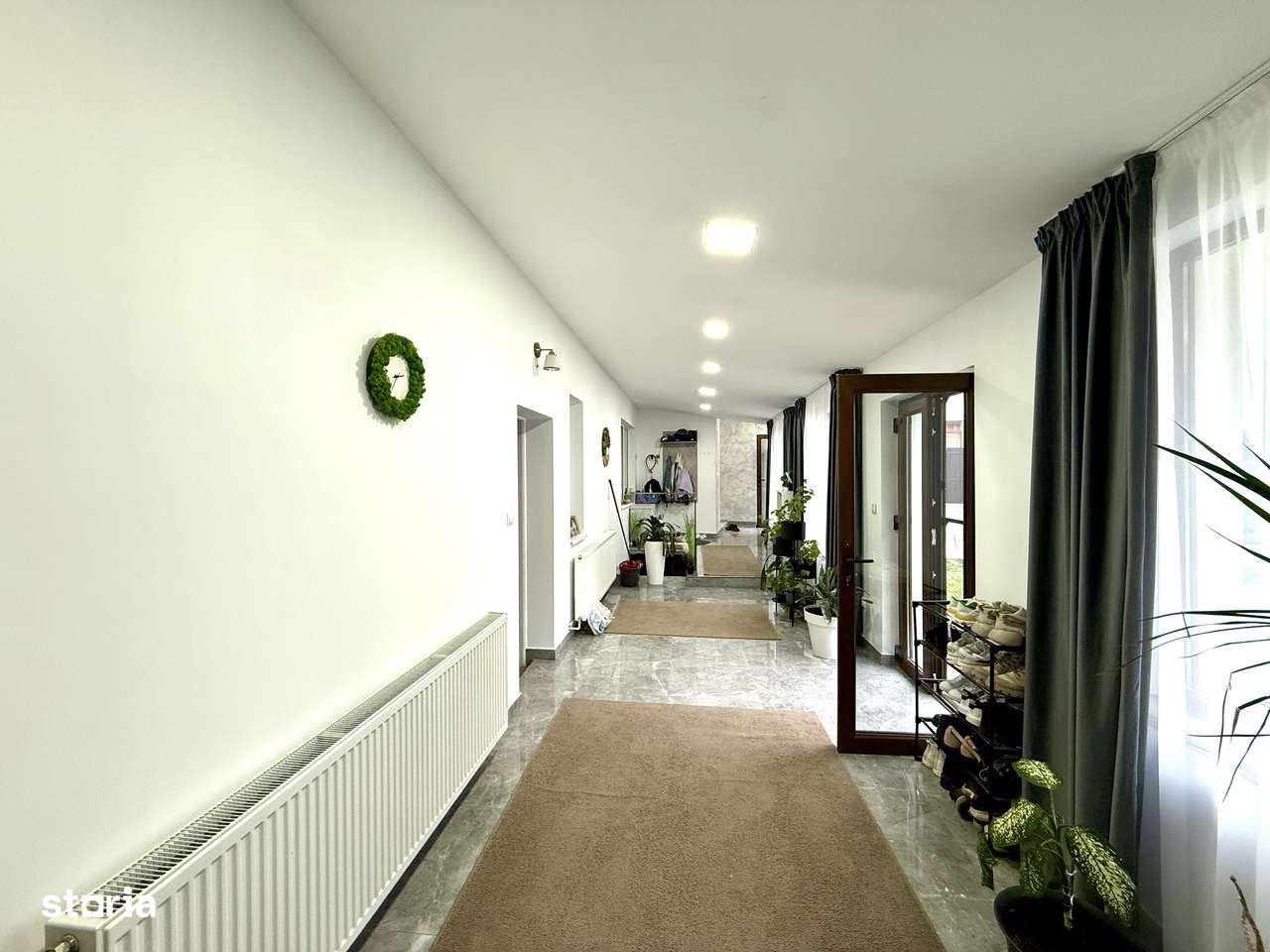 Casă single P+M 217 mp la două minute de zona Centrală mobilă - Imagine principală: 4/17