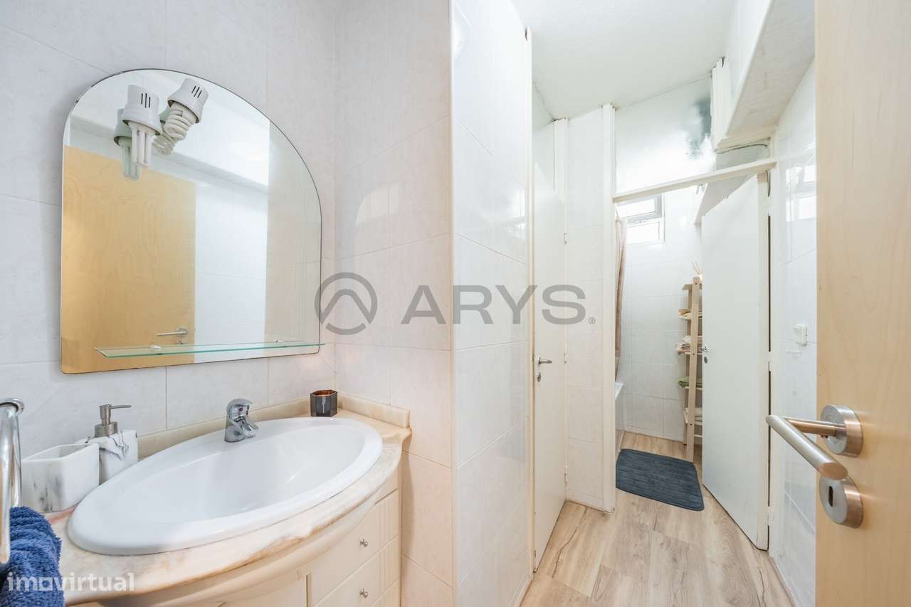 Apartamento T3 em Ramalde-16