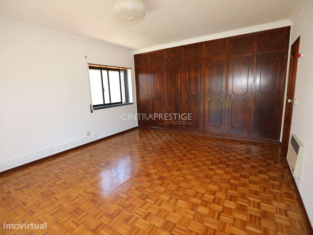 Lourel -Moradia T4 com sotão , garagem e churrasqueira - Conforto, ...-29