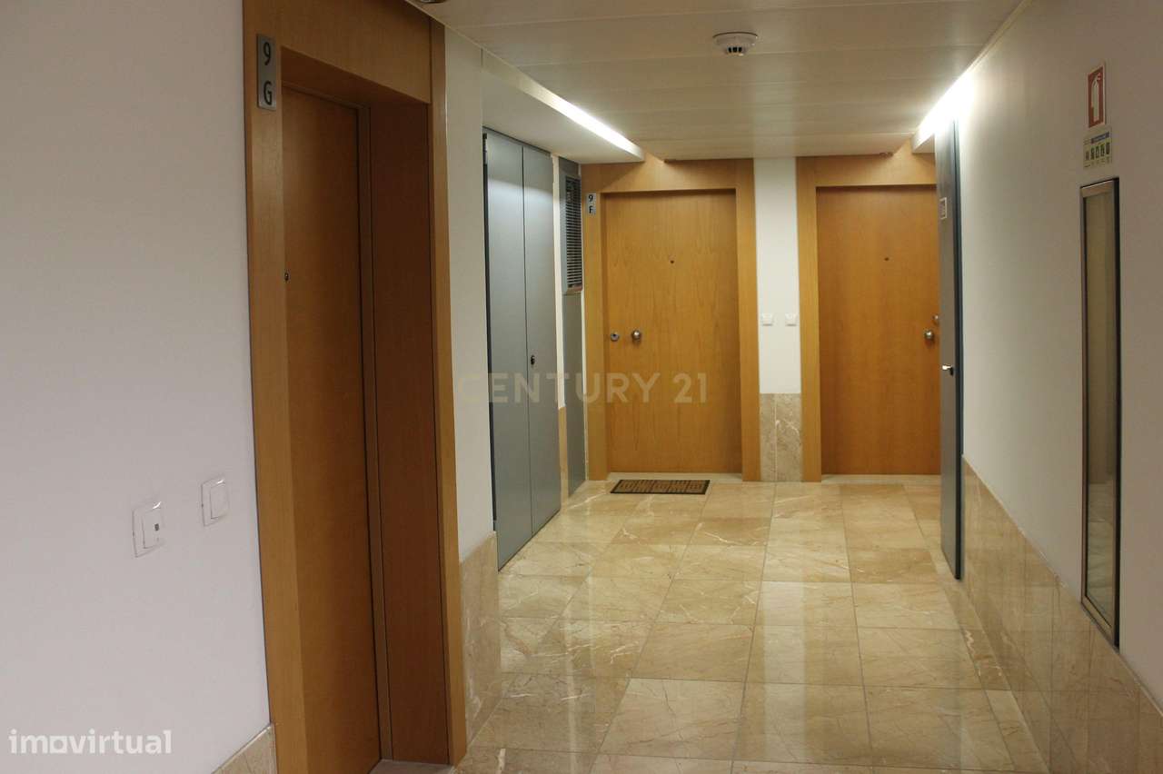 Apartamento T1 vista rio, edifício PANORAMIC, Parque das Nações-16