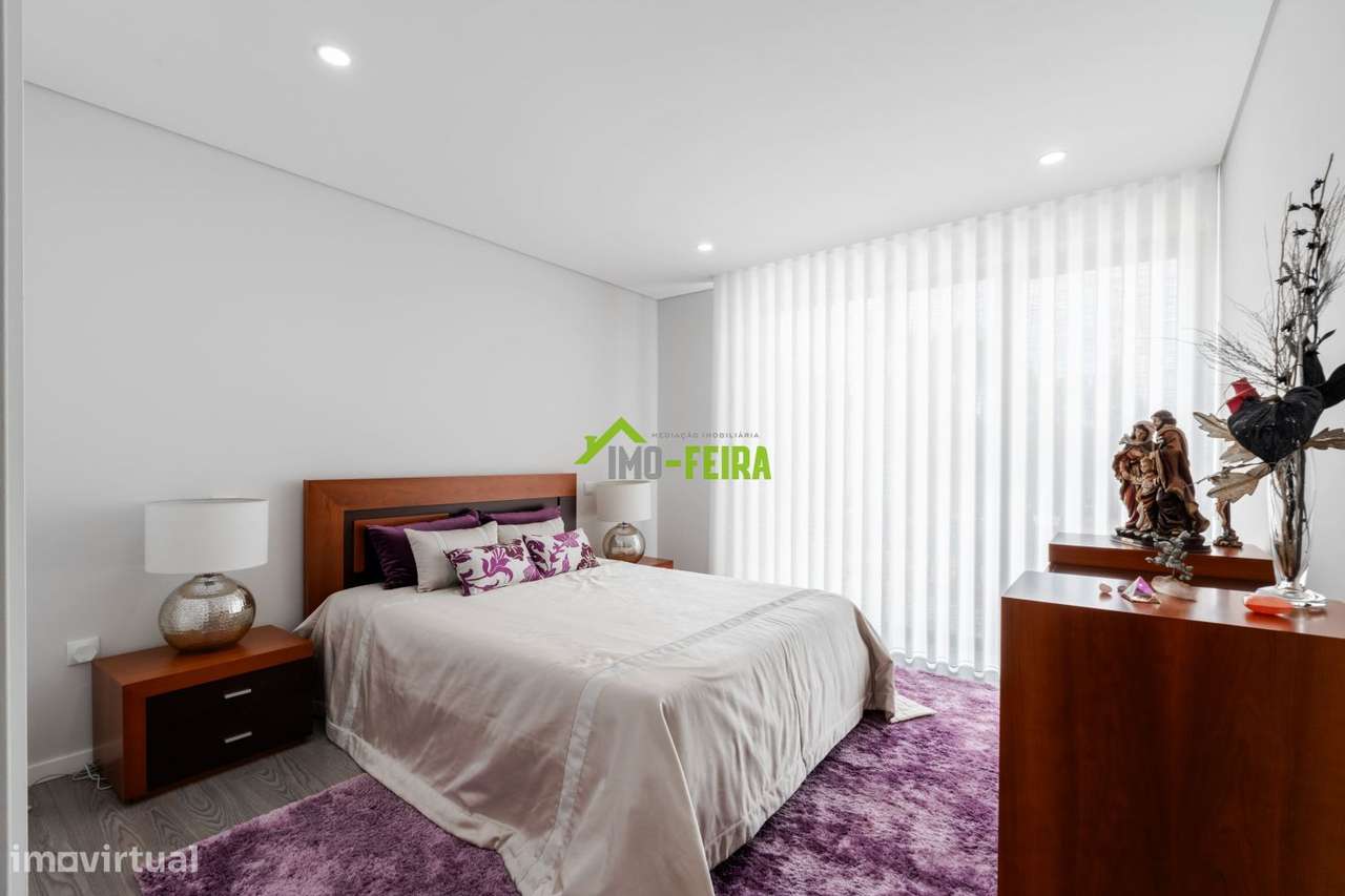 MORADIA LUXO COM PISCINA-20