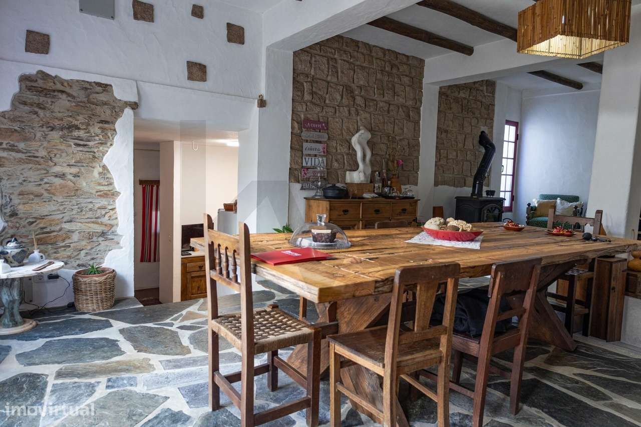 Moradia Rústica com terreno de 1750m2 - Rio de Moinhos, Borba - Grande imagem: 5/55