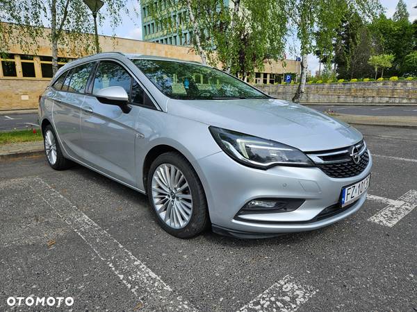 Opel Astra 1.6 D (CDTI) Sports Tourer Dynamic - 2