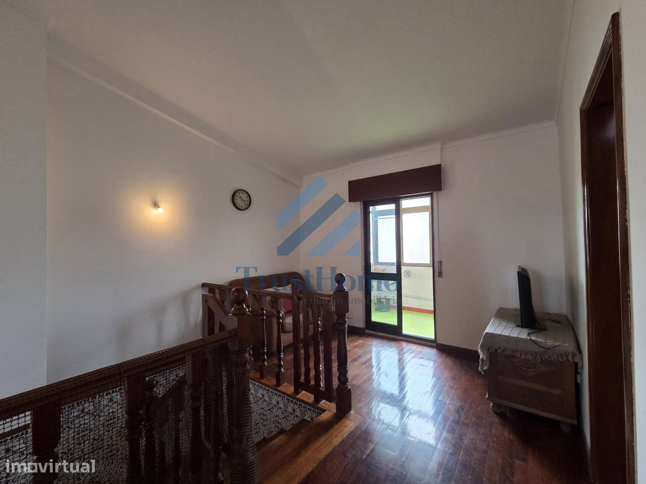 T5 duplex na Tapada das Mercês com 225m2 com lugar de parqueamento-18