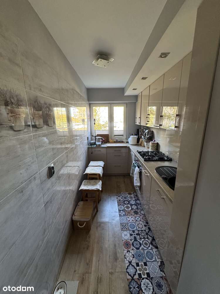 Na sprzedaż 3 pokoje, oddzielna widna kuchnia, 53 m2 - Pełny obrazek: 3/8