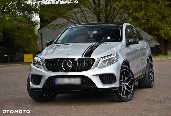 Mercedes-Benz GLE 350 d Coupe 4Matic 9G-TRONIC AMG Line - 4