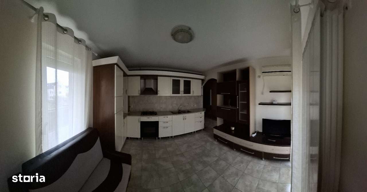 Oferim Apartament cu2 camere , balcon, lift și securitate sporită - Imagine principală: 4/10