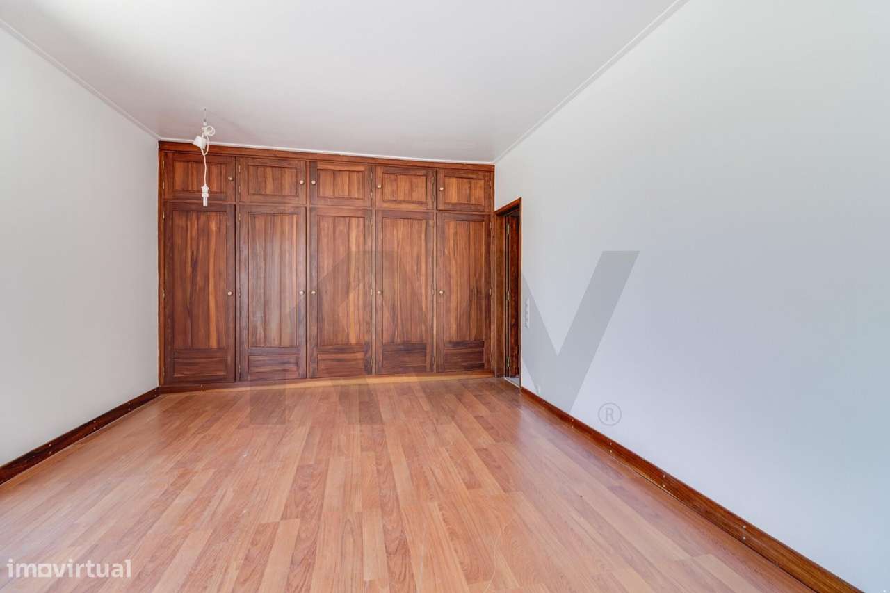 Penthouse T3 com Terraço de 165m2 , Vista Mar e Garagem-20