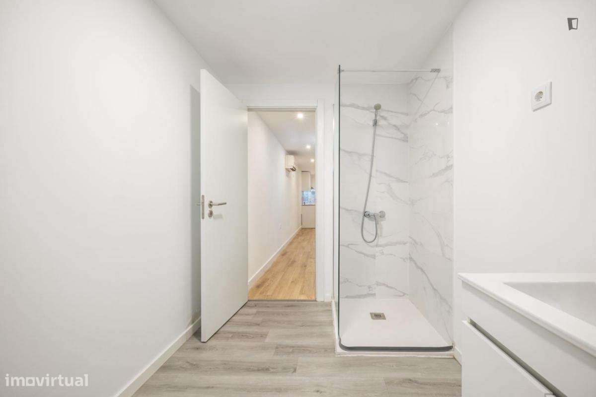 Estúdio - localizado em São Jerónimo Coimbra - Grande imagem: 4/4