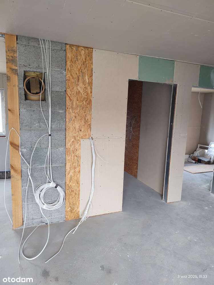 NOWY DOM z bezpośrednim zjazdem z drogi S19 !!! REZERWACJA !!!-9