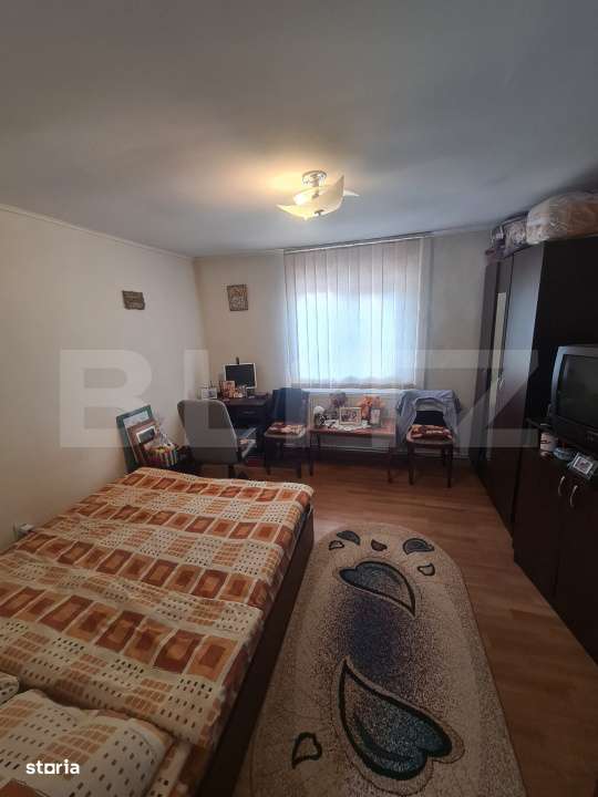 Casa de vanzare, cu 3 camere, 84 mp, zona Cicoarei - Imagine principală: 5/10