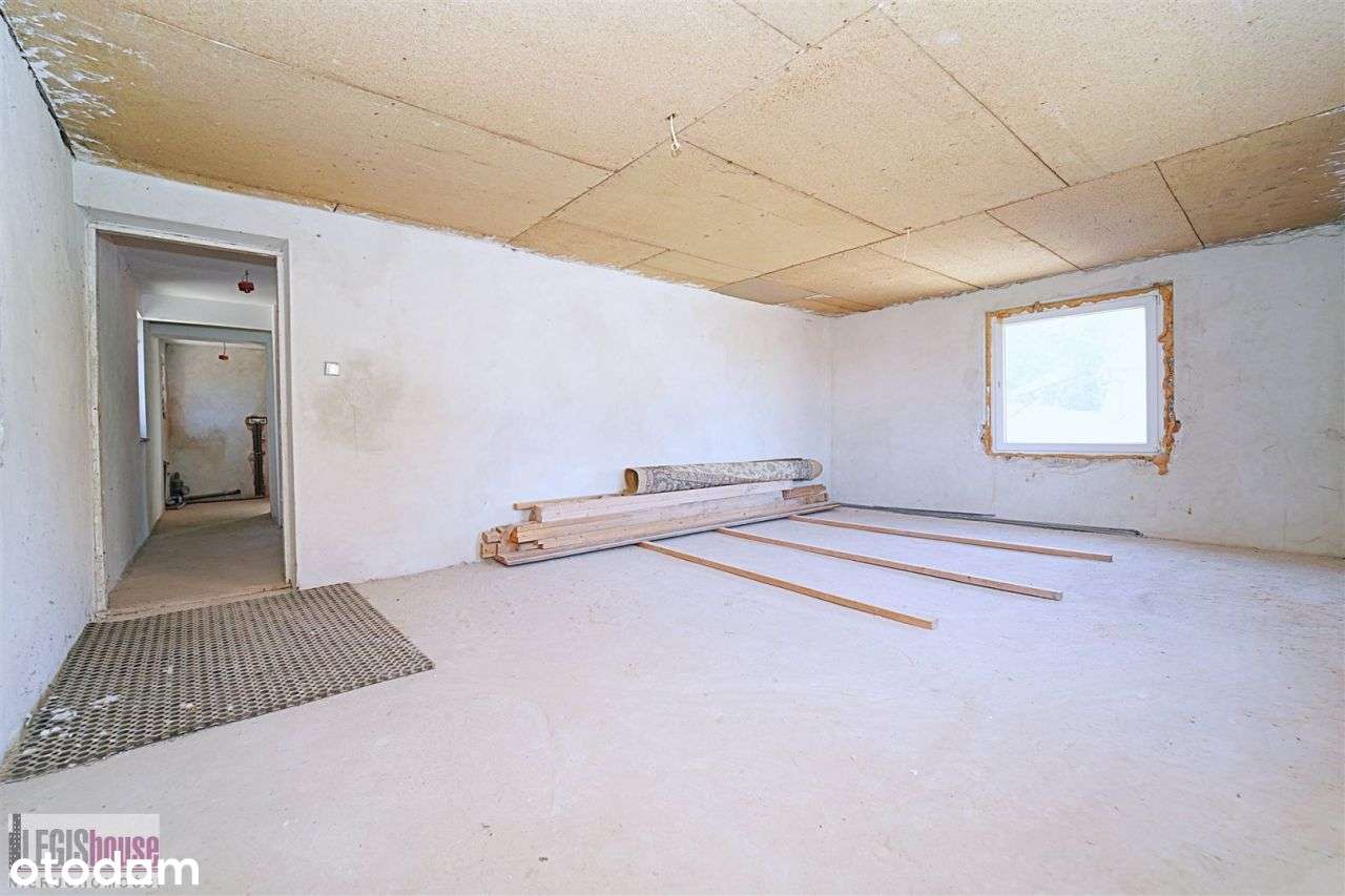 Obiekt O Funkcji Handlowo - Usługowej* Hala* Dom-13