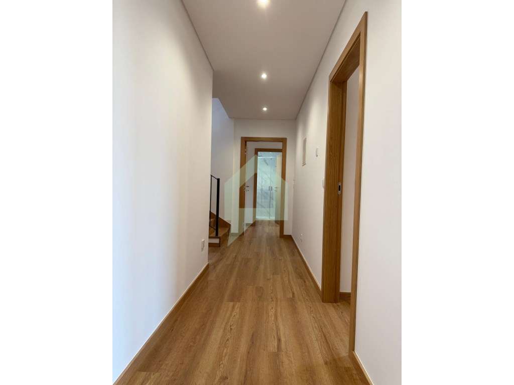 Moradia individual V3 com Piscina em Ribeira, Ponte de Lima-19