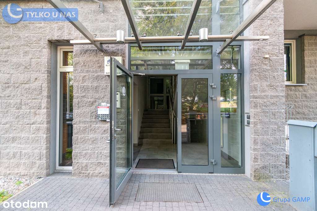 52 m2 z osobną kuchnią, ostatnie piętro *Serenada*-18