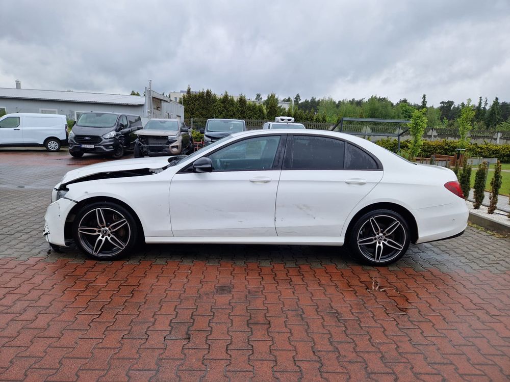Mercedes-Benz E W213 220 d 4-Matic Business Edition 9G-TRONIC 2018