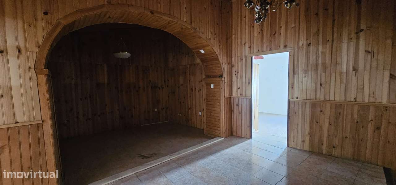 Apartamento T3 no Centro da Cidade de Moura-9