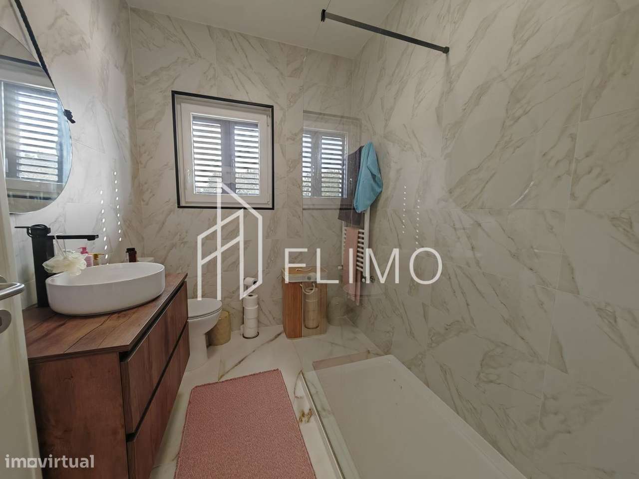 Moradia T4 em Arrifana-18