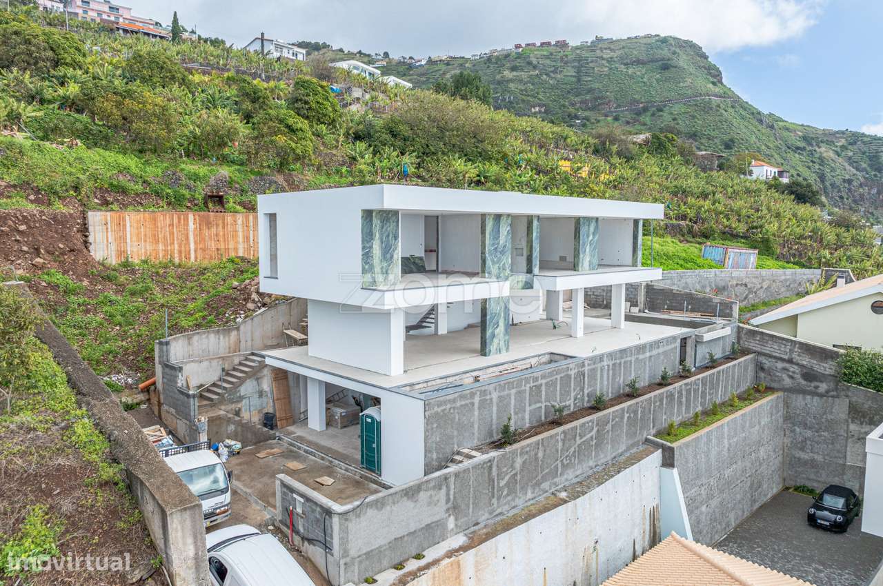 Moradia T3| Vista Mar| Luxo| Calheta - Grande imagem: 3/41