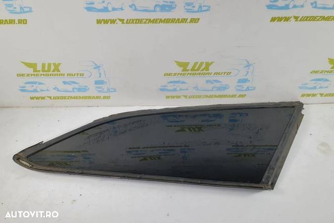 Geam fix dreapta spate - cheder defect Ford Focus 3  [din 2011 pana  2015] seria - 1