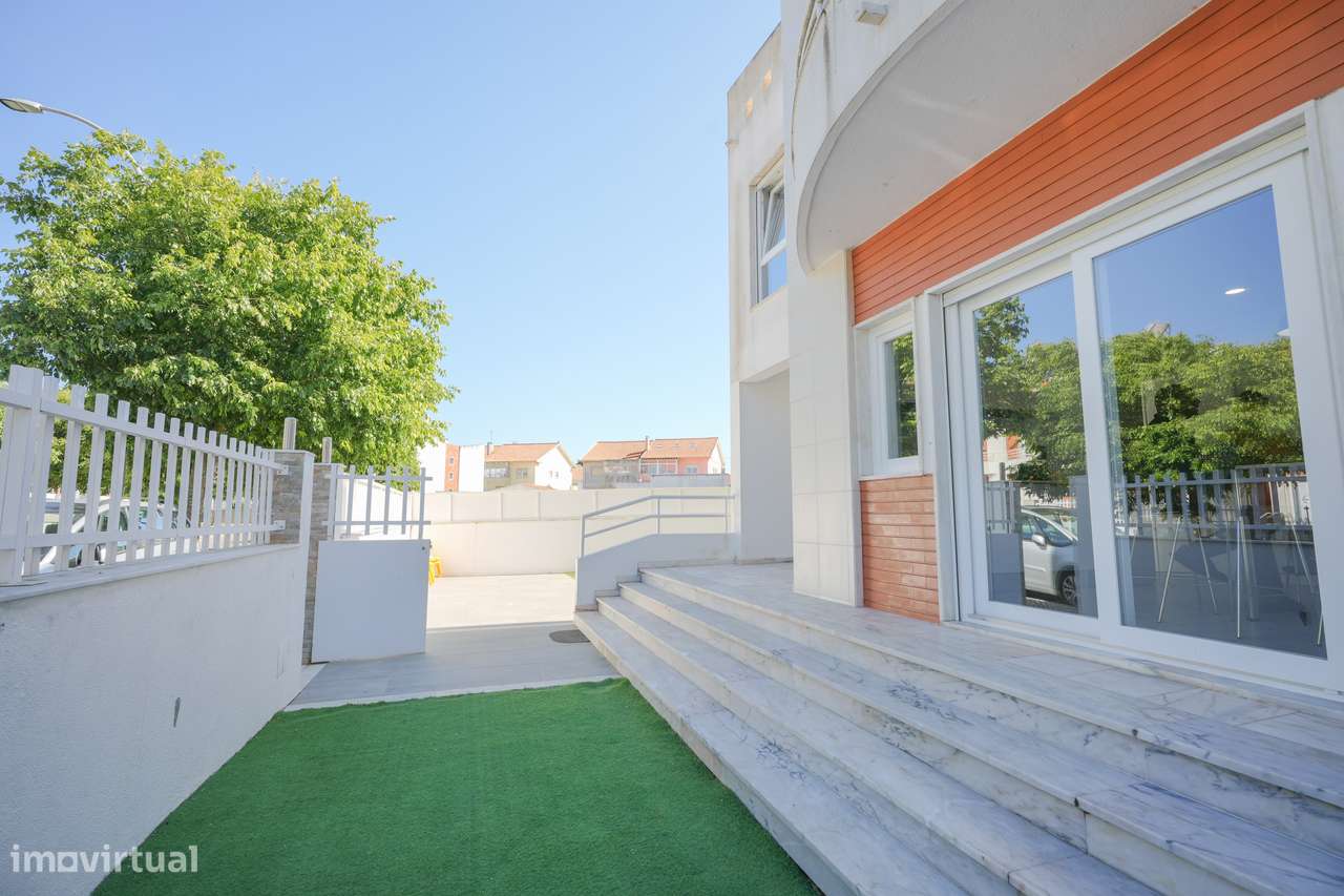 Moradia T5 Mem Martins-20