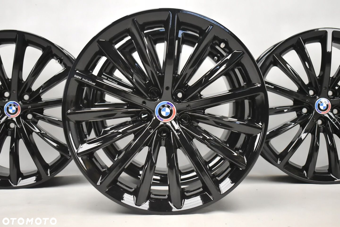 BMW INDIVIDUAL 5 G30 G31 7 G12 8x19 ET30 9x19 ET44 6863419 6874439 - 5