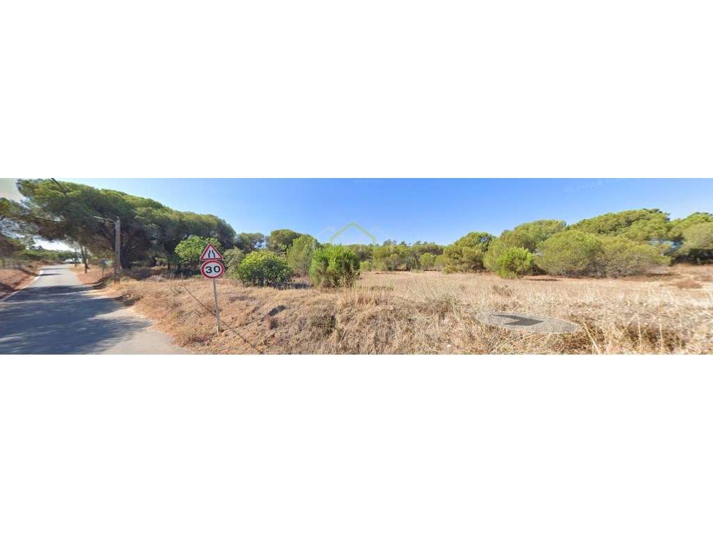 Terreno Rústico de 28.400m² Próximo ao Hospital das Gambelas, Faro - Grande imagem: 3/5
