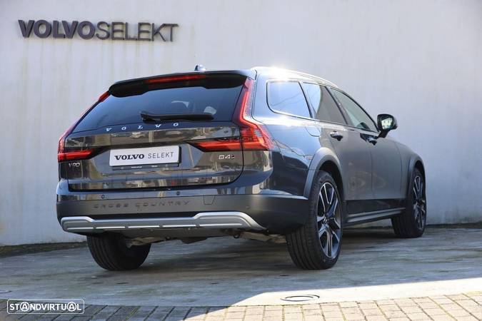 Volvo V90 Cross Country 2.0 B4 Core AWD - 25