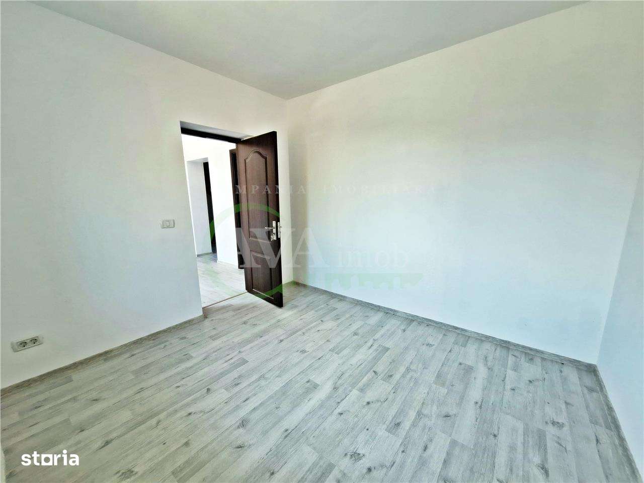 Casa de vanzare | 3 camere | Teren: 330 mp | Toate utilitatile, Bacau, - Imagine principală: 3/9