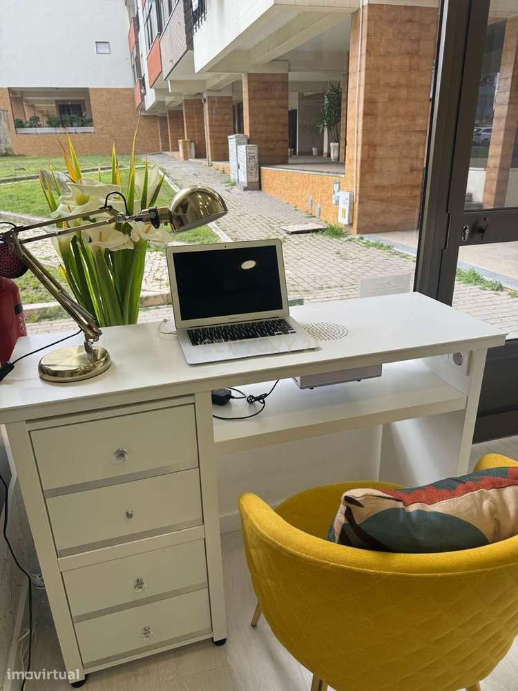 Salão de Cabeleireiro para Trespasse em Loures, excelente oportunidade - Grande imagem: 4/12