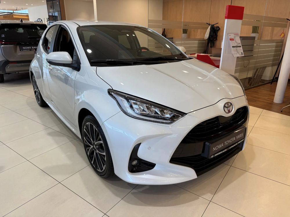 Toyota Yaris IV (2020-) Hybrid 1.5 Selection Style 2026