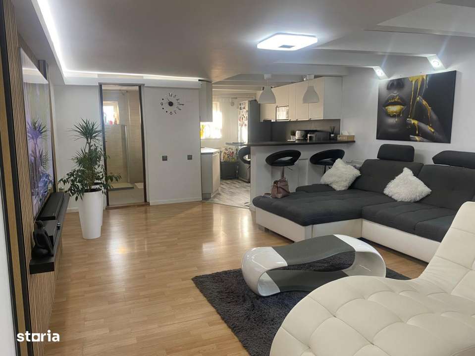 Penthouse deosebit cu 4 camere, pe 2 niveluri, complet mobilat si util-0