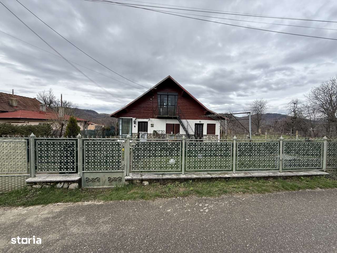 Casă corp C1 84mp + casă corp C2 51mp+garaj+ grădină și teren 889mp-18