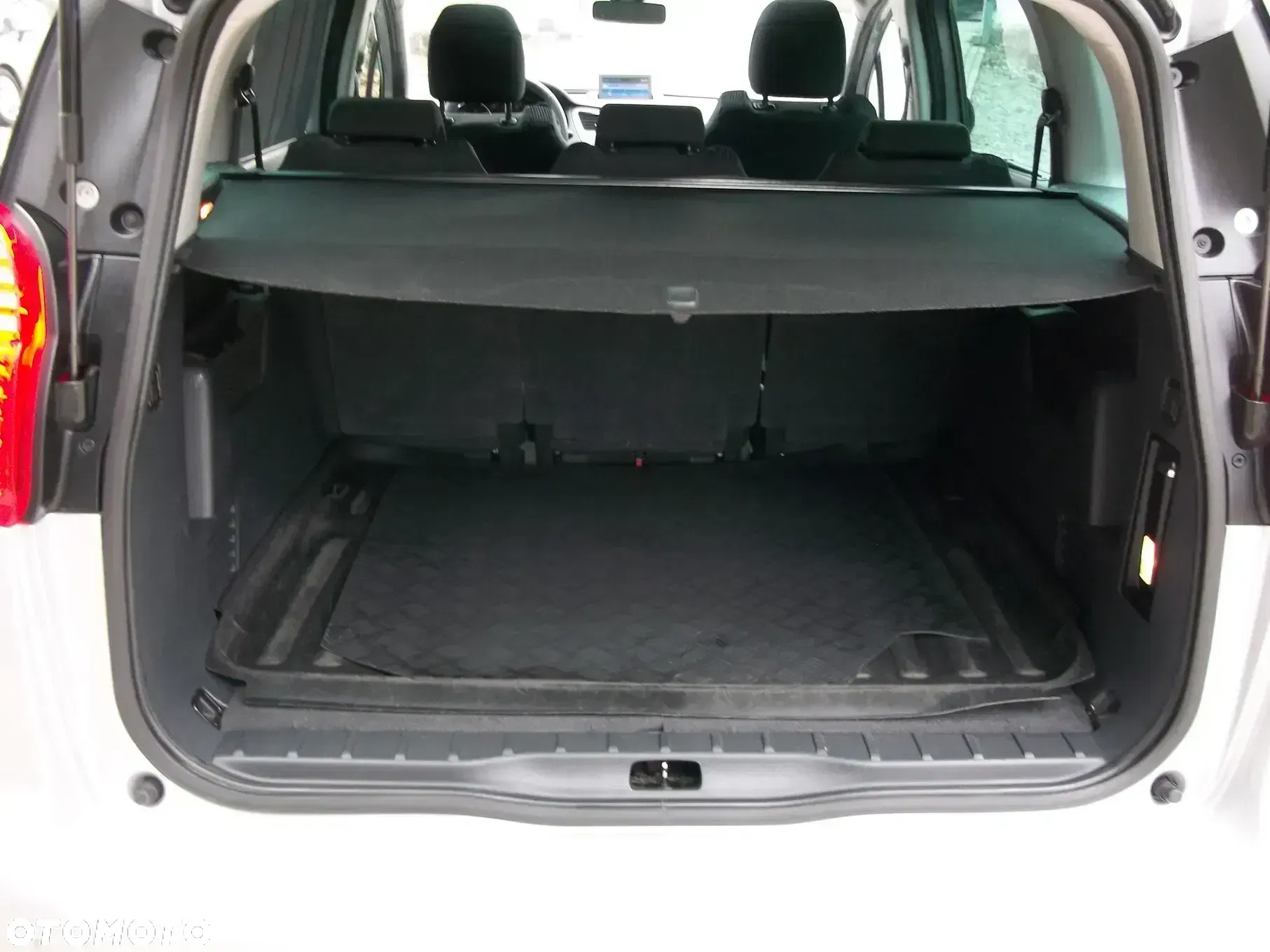 Peugeot 5008 1.6 HDi Trendy - 13