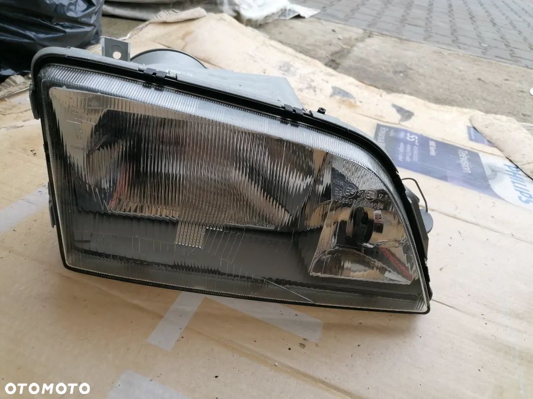 LAMPA OMEGA  A PRZEDNIA PRAWA PRZÓD 90376292 - 1