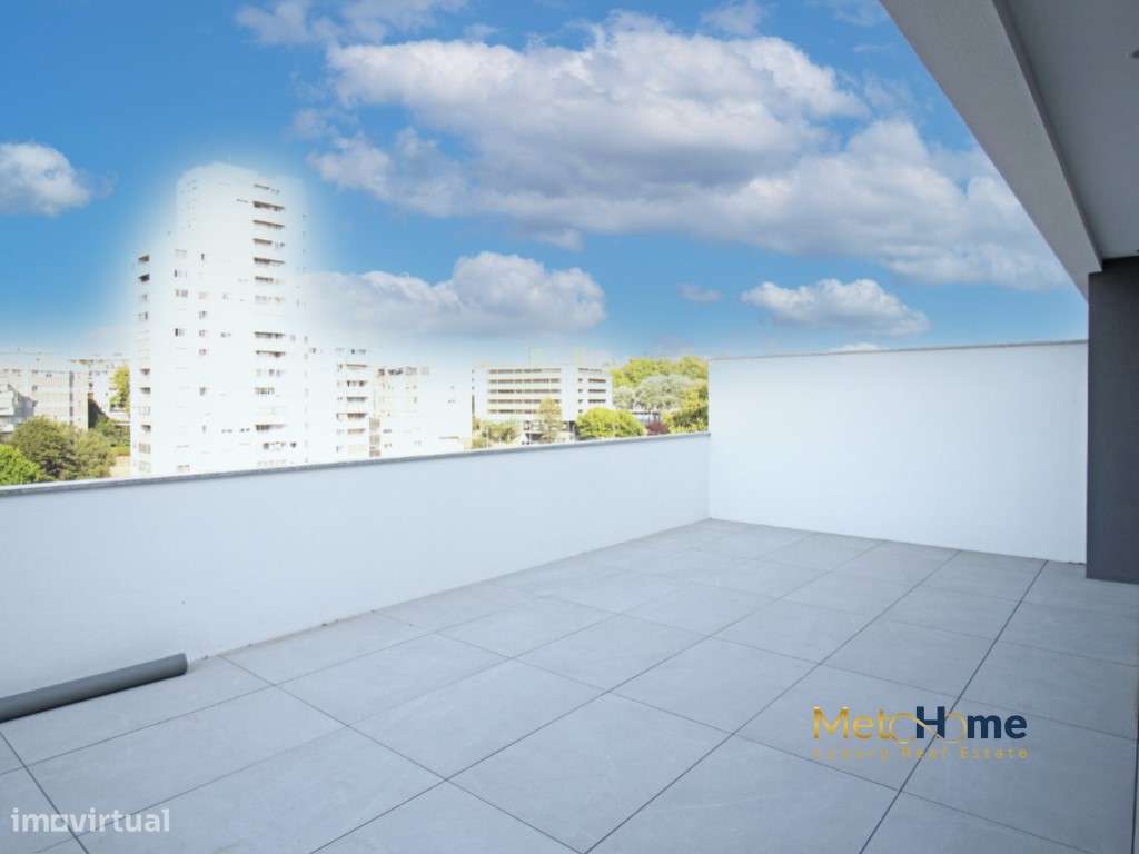 T3 com Terraço Novo - Último andar-13