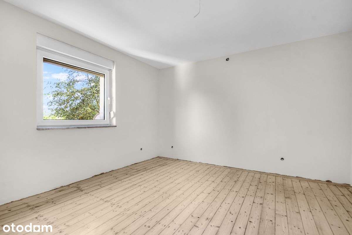 Tuż przy wejściu do Parku Grabiszyńskiego-11