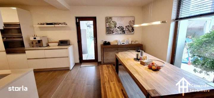 Casa individuala de vanzare in Giroc cu piscina si dotari premium-7