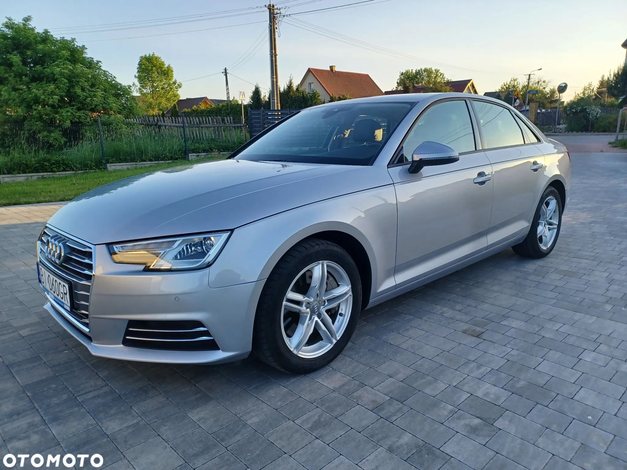 Audi A4 2.0 TFSI Design S tronic - 1