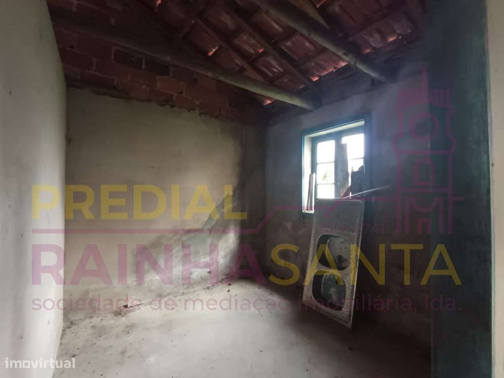 Casa antiga c/ terreno e anexo - Tavarede-5