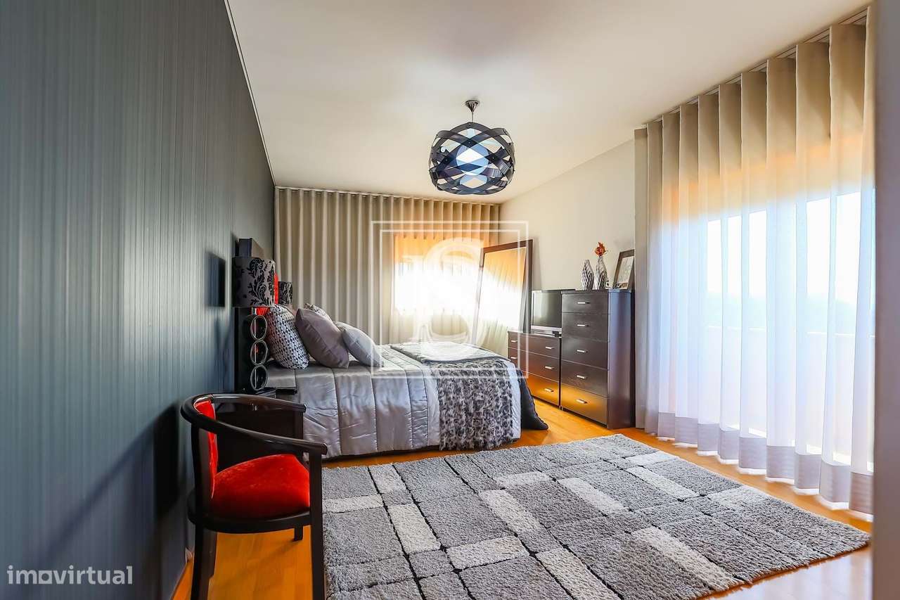 Moradia Isolada T4 em Pombeiro de Ribavizela - Grande imagem: 5/30