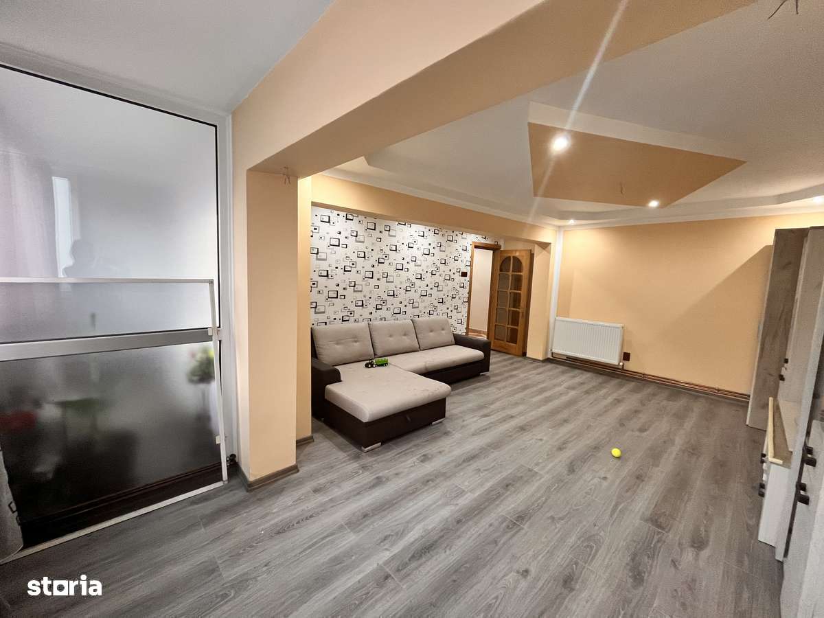 Apartament 3 camere, decomandat - Imagine principală: 4/20